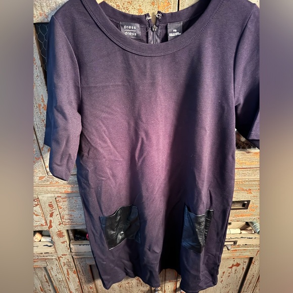 Knee-Length Multicolored Crew Neck Dress - Picture 1 of 3